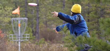 What's the difference between Disc Golf and Ultimate Frisbee